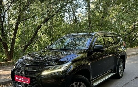 Mitsubishi Pajero Sport III рестайлинг, 2019 год, 2 900 000 рублей, 1 фотография