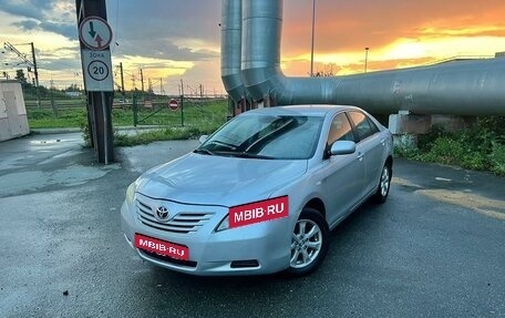 Toyota Camry, 2008 год, 870 000 рублей, 1 фотография