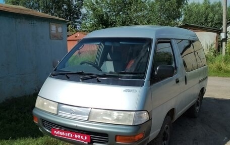 Toyota Town Ace III, 1993 год, 395 000 рублей, 2 фотография