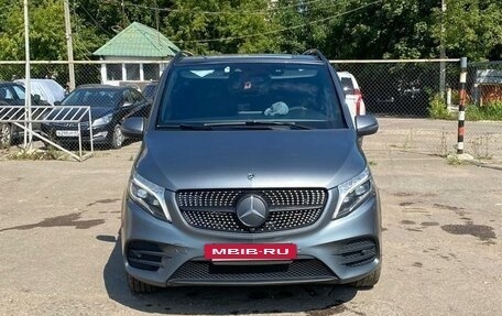 Mercedes-Benz V-Класс, 2019 год, 5 900 000 рублей, 2 фотография