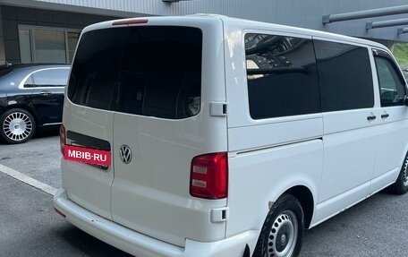 Volkswagen Caravelle T6 рестайлинг, 2016 год, 1 500 000 рублей, 4 фотография