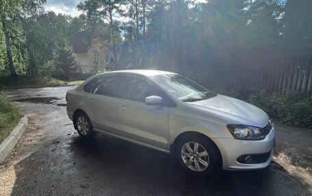 Volkswagen Polo VI (EU Market), 2013 год, 780 000 рублей, 2 фотография