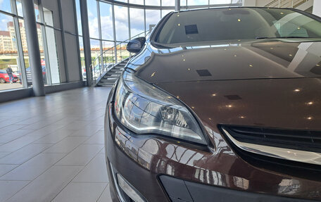 Opel Astra J, 2014 год, 1 185 000 рублей, 17 фотография