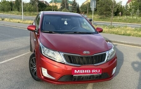 KIA Rio III рестайлинг, 2013 год, 699 000 рублей, 2 фотография