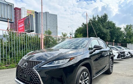 Lexus RX IV рестайлинг, 2022 год, 7 000 000 рублей, 1 фотография