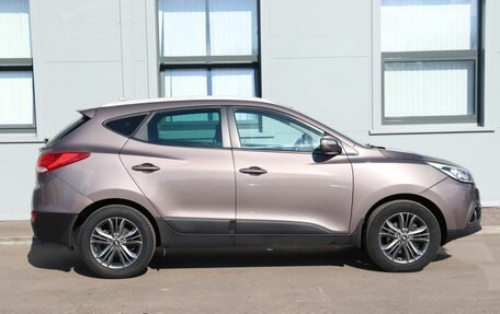 Hyundai ix35 I рестайлинг, 2014 год, 1 599 000 рублей, 4 фотография