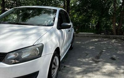 Volkswagen Polo VI (EU Market), 2010 год, 700 000 рублей, 1 фотография