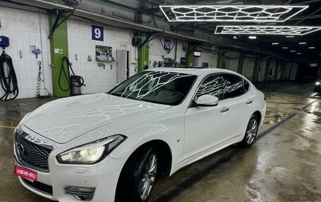 Infiniti Q70 I, 2015 год, 2 200 000 рублей, 1 фотография