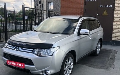 Mitsubishi Outlander III рестайлинг 3, 2013 год, 1 750 000 рублей, 1 фотография