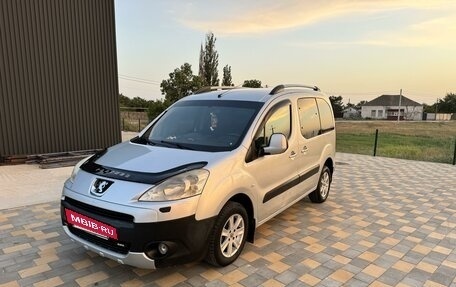 Peugeot Partner II рестайлинг 2, 2010 год, 1 050 000 рублей, 3 фотография