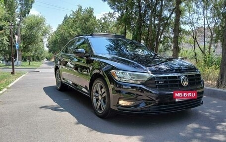 Volkswagen Jetta VII, 2019 год, 1 699 000 рублей, 2 фотография