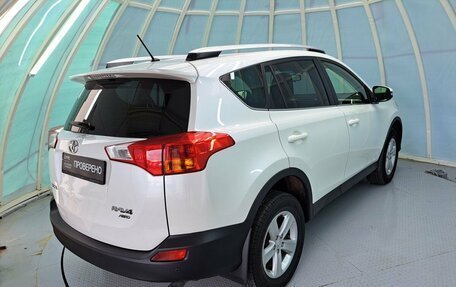 Toyota RAV4, 2015 год, 2 448 000 рублей, 5 фотография