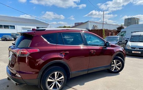 Toyota RAV4, 2018 год, 2 750 000 рублей, 4 фотография