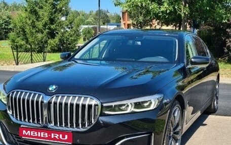 BMW 7 серия, 2019 год, 6 400 000 рублей, 2 фотография