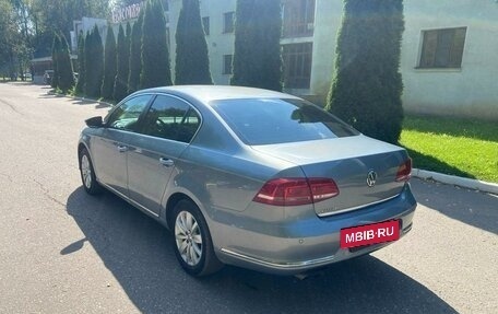 Volkswagen Passat B7, 2011 год, 975 000 рублей, 4 фотография