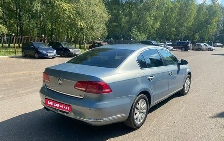 Volkswagen Passat B7, 2011 год, 975 000 рублей, 3 фотография