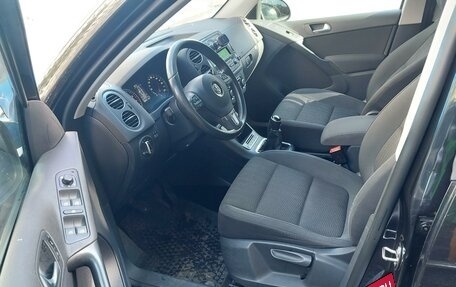 Volkswagen Tiguan I, 2012 год, 950 000 рублей, 6 фотография