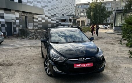 Hyundai Solaris II рестайлинг, 2014 год, 770 000 рублей, 1 фотография