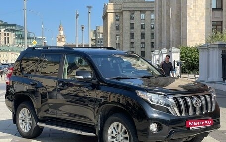 Toyota Land Cruiser Prado 150 рестайлинг 2, 2015 год, 4 200 000 рублей, 7 фотография