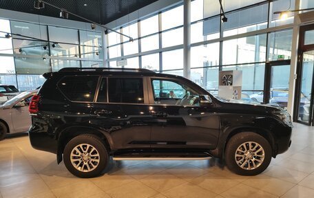 Toyota Land Cruiser Prado 150 рестайлинг 2, 2018 год, 6 245 000 рублей, 5 фотография