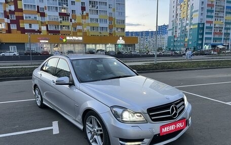 Mercedes-Benz C-Класс, 2011 год, 1 800 000 рублей, 3 фотография