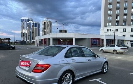 Mercedes-Benz C-Класс, 2011 год, 1 800 000 рублей, 5 фотография