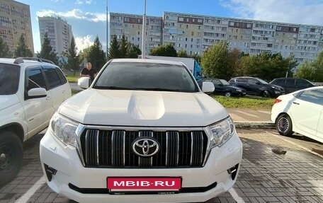 Toyota Land Cruiser Prado 150 рестайлинг 2, 2019 год, 4 220 000 рублей, 3 фотография