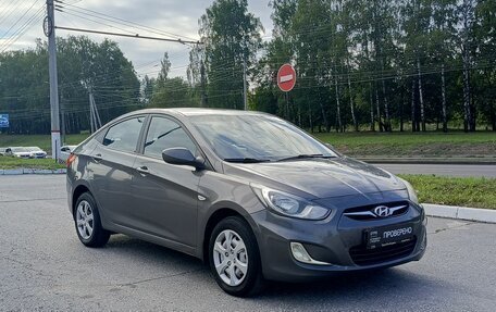 Hyundai Solaris II рестайлинг, 2014 год, 714 000 рублей, 3 фотография