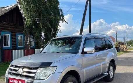 Mitsubishi Pajero IV, 2008 год, 1 850 000 рублей, 1 фотография