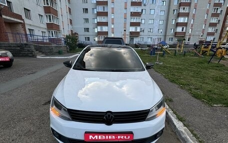 Volkswagen Jetta VI, 2013 год, 950 000 рублей, 1 фотография