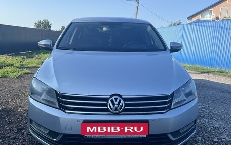 Volkswagen Passat B7, 2012 год, 900 000 рублей, 5 фотография