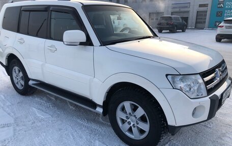 Mitsubishi Pajero IV, 2007 год, 2 100 000 рублей, 2 фотография