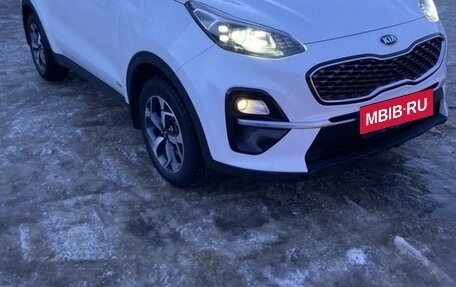 KIA Sportage IV рестайлинг, 2019 год, 2 700 000 рублей, 2 фотография