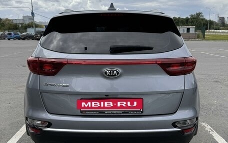 KIA Sportage IV рестайлинг, 2019 год, 2 800 000 рублей, 4 фотография