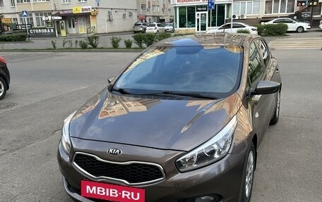 KIA cee'd III, 2014 год, 1 135 000 рублей, 1 фотография