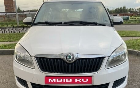 Skoda Fabia II, 2011 год, 670 000 рублей, 3 фотография