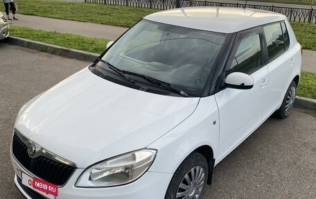 Skoda Fabia II, 2011 год, 670 000 рублей, 6 фотография