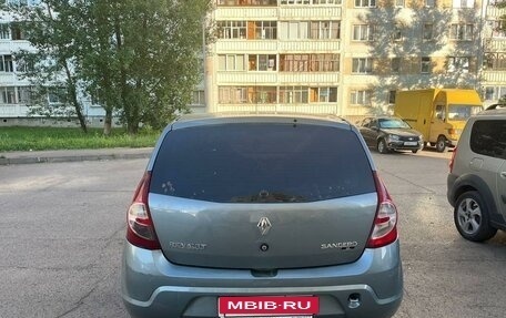 Renault Sandero I, 2011 год, 460 000 рублей, 2 фотография