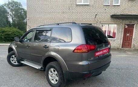 Mitsubishi Pajero Sport II рестайлинг, 2012 год, 1 830 000 рублей, 5 фотография