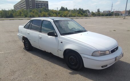 Daewoo Nexia I рестайлинг, 1999 год, 120 000 рублей, 2 фотография