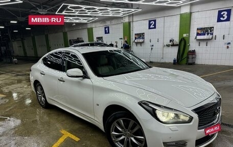 Infiniti Q70 I, 2015 год, 2 200 000 рублей, 3 фотография