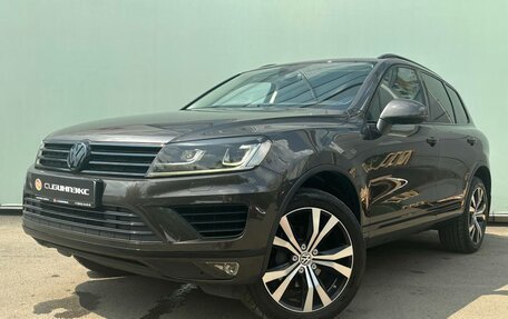 Volkswagen Touareg III, 2015 год, 2 999 000 рублей, 1 фотография