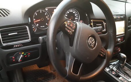 Volkswagen Touareg III, 2010 год, 2 300 000 рублей, 4 фотография