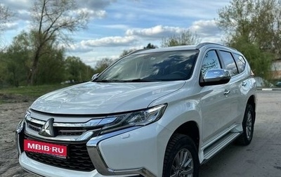 Mitsubishi Pajero Sport III рестайлинг, 2018 год, 3 800 000 рублей, 1 фотография