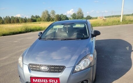 KIA cee'd I рестайлинг, 2008 год, 650 000 рублей, 1 фотография