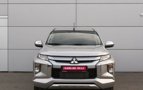 Mitsubishi L200 IV рестайлинг, 2023 год, 3 999 000 рублей, 3 фотография