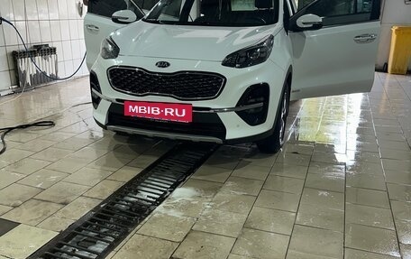 KIA Sportage IV рестайлинг, 2021 год, 2 800 000 рублей, 3 фотография