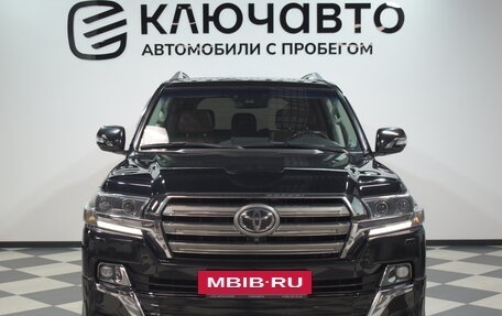 Toyota Land Cruiser 200, 2015 год, 5 750 000 рублей, 2 фотография