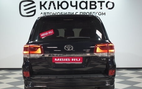 Toyota Land Cruiser 200, 2015 год, 5 750 000 рублей, 7 фотография