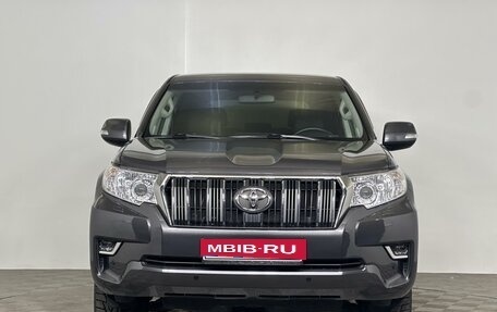 Toyota Land Cruiser Prado 150 рестайлинг 2, 2019 год, 5 149 000 рублей, 2 фотография